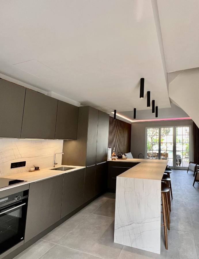 Casa Ika Port Grimaud - Maison 4 Chambres + Amarrage Luaran gambar